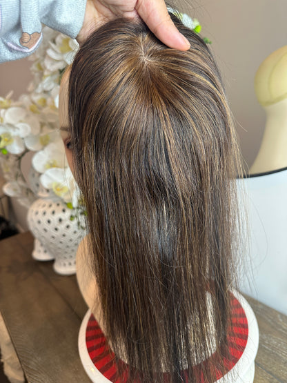 Lavia, U shape 3*3 base size silk base full handtied brown and highlights, real human hair, best for hair thinning solutions