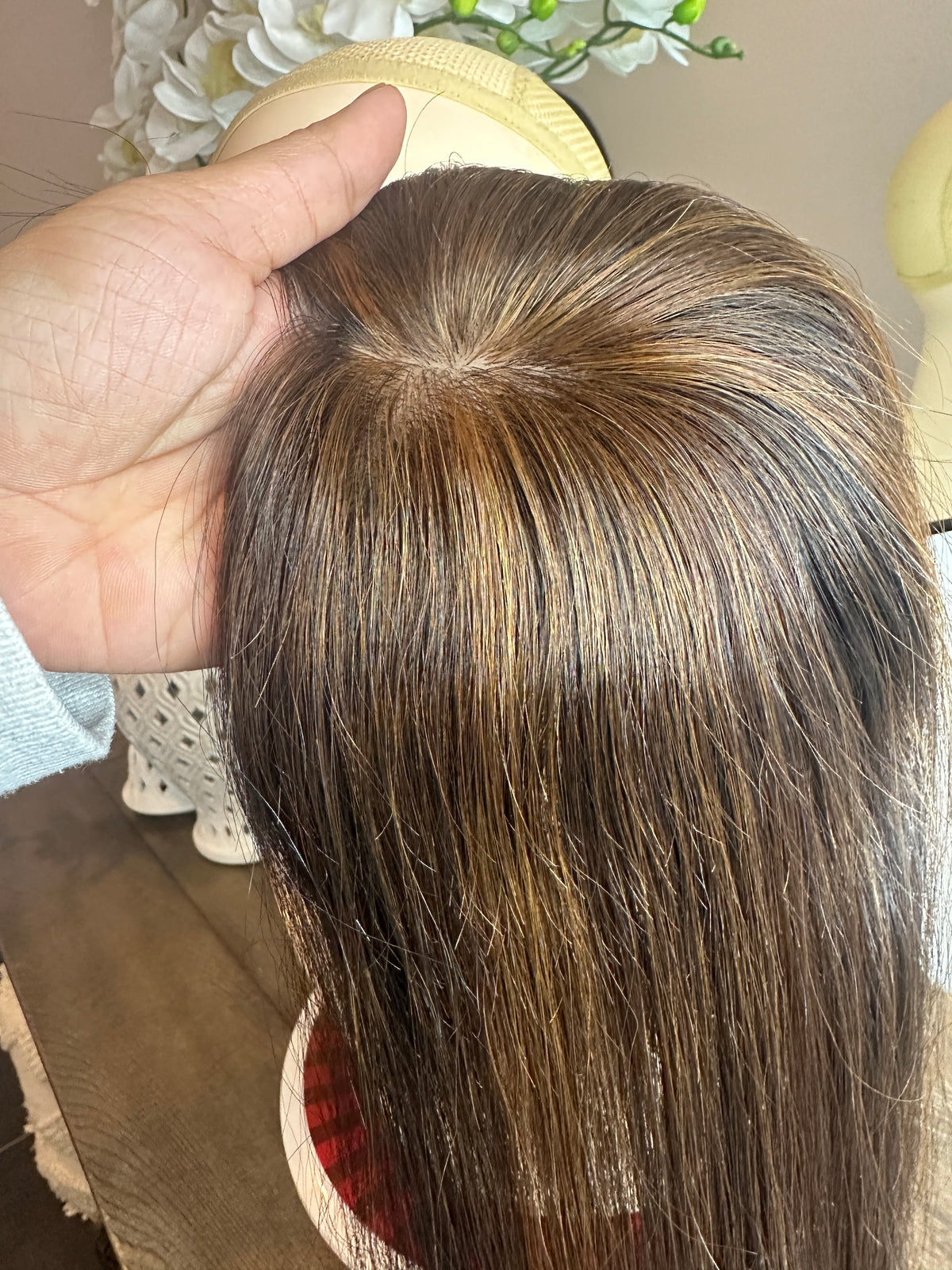 Lavia, U shape 3*3 base size silk base full handtied brown and highlights, real human hair, best for hair thinning solutions