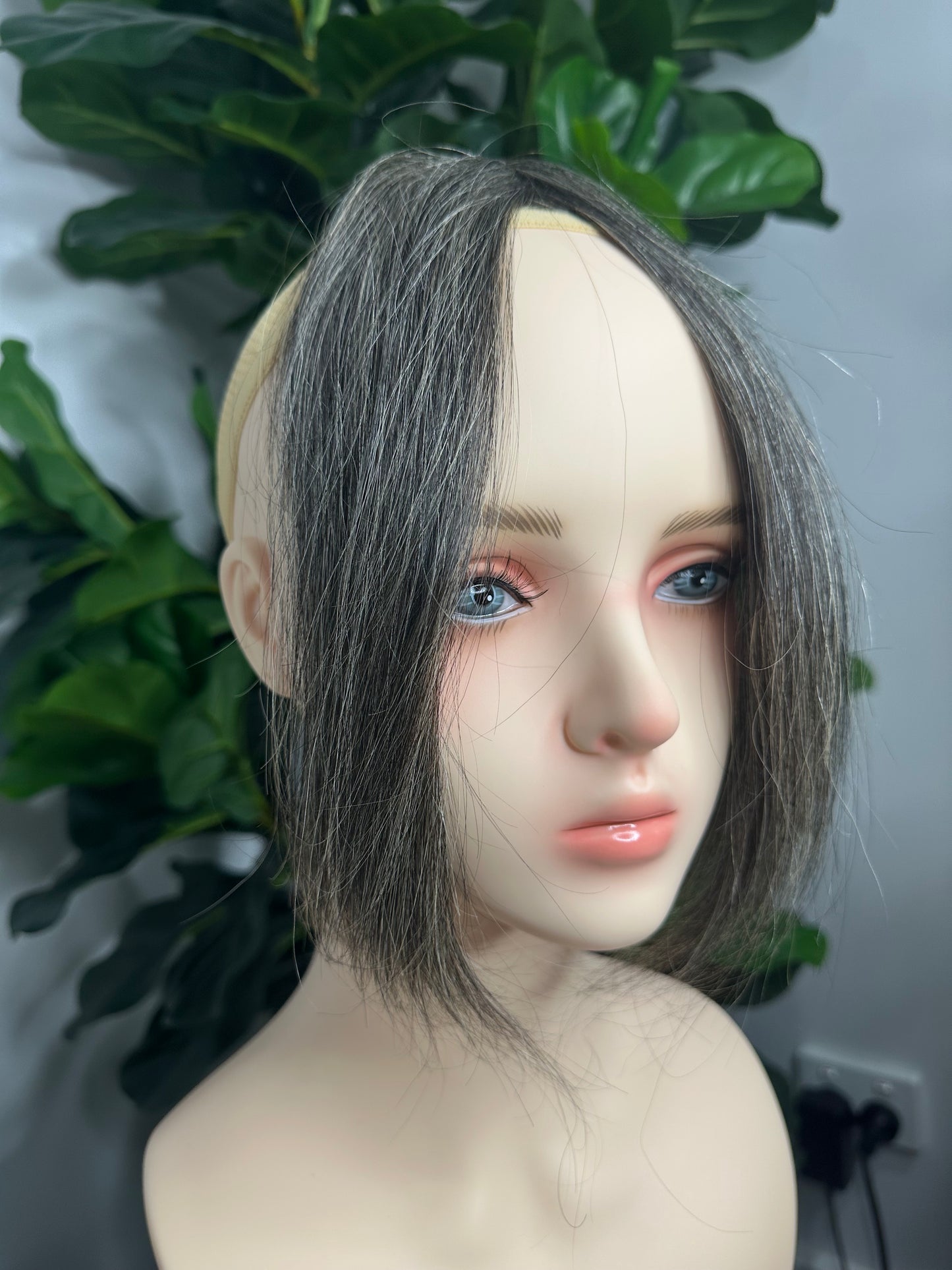 Lavia - Style your way handmade Thick Salt and Pepper Front Hair bangs, real human hair fringe clips, dye and heat tooks Ok