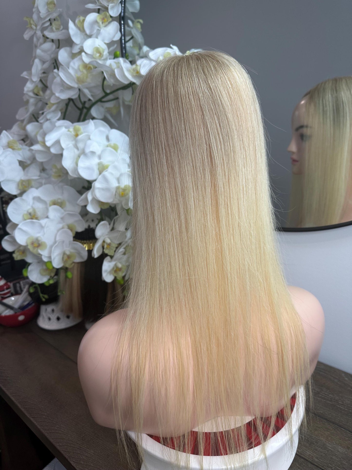 Lavia, 4.5*4.5 inches base size,ombre platinum blonde, free parting handmade silk based real human Topper, real human hair