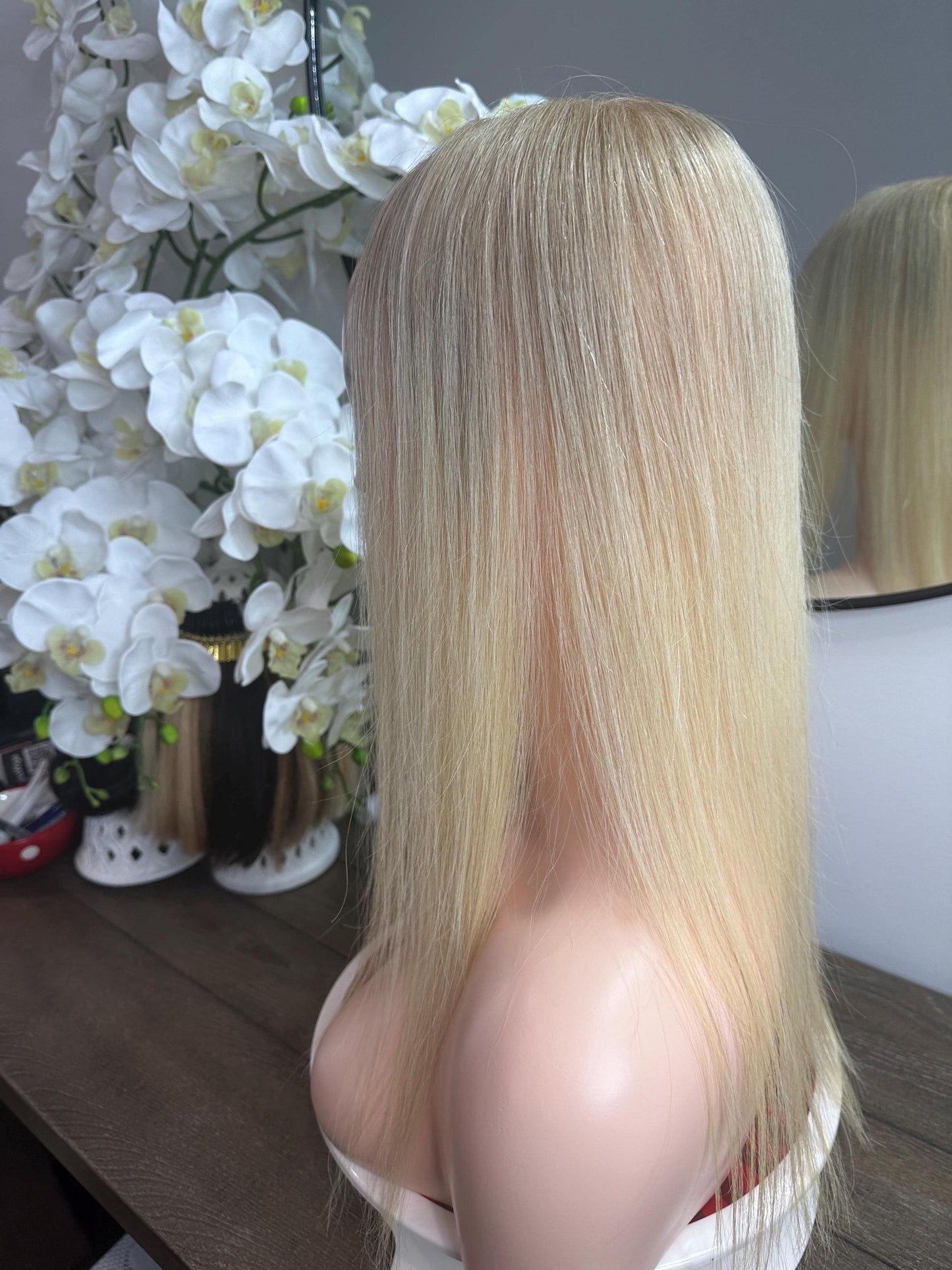 Lavia, 4.5*4.5 inches base size,ombre platinum blonde, free parting handmade silk based real human Topper, real human hair