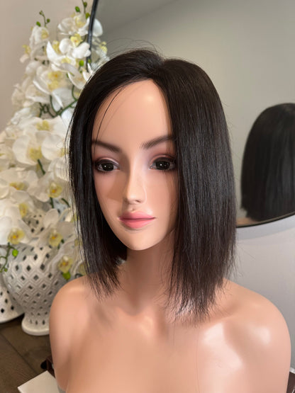 Lavia, Short natural black hair wig, 3D realistic skin silk base hand-tied monofilament cap