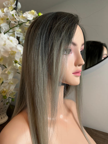 Lavia, Grey Silver Balayage wig hot hair trend, 20 inches (50 cm), 200% density, hand-tied monofilament cap