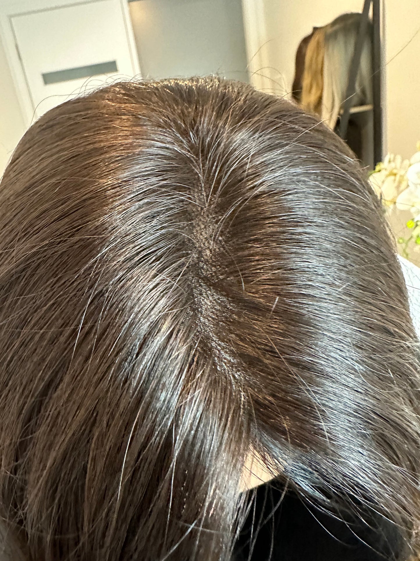 Lavia, dark brown wig, 45cm, 200% density, 250gram, hand-tied monofilament, free wig holder