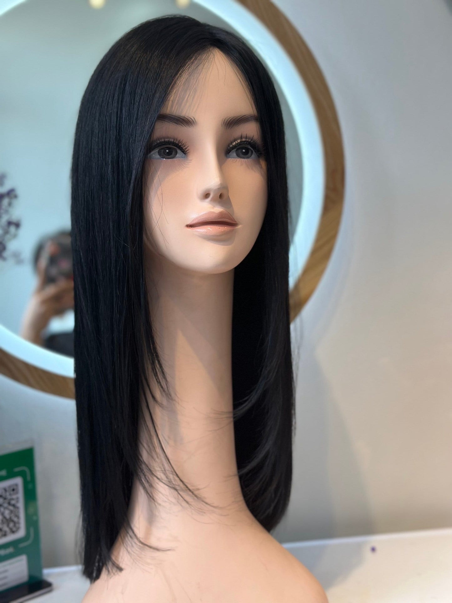 Lavia, jet black wig, 18 inches (45 cm), 150% density, silk based hand-tied monofilament cap