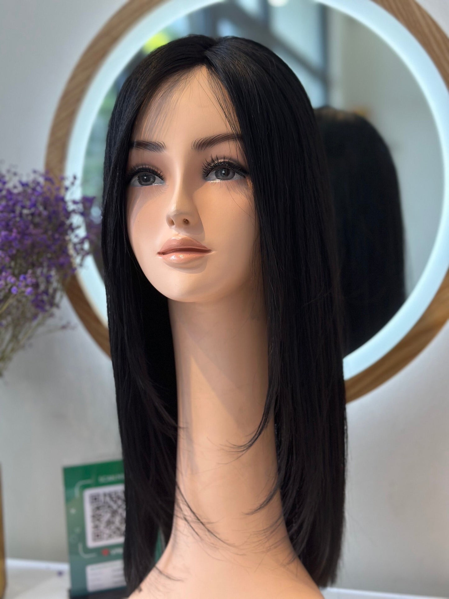 Lavia, jet black wig, 18 inches (45 cm), 150% density, silk based hand-tied monofilament cap