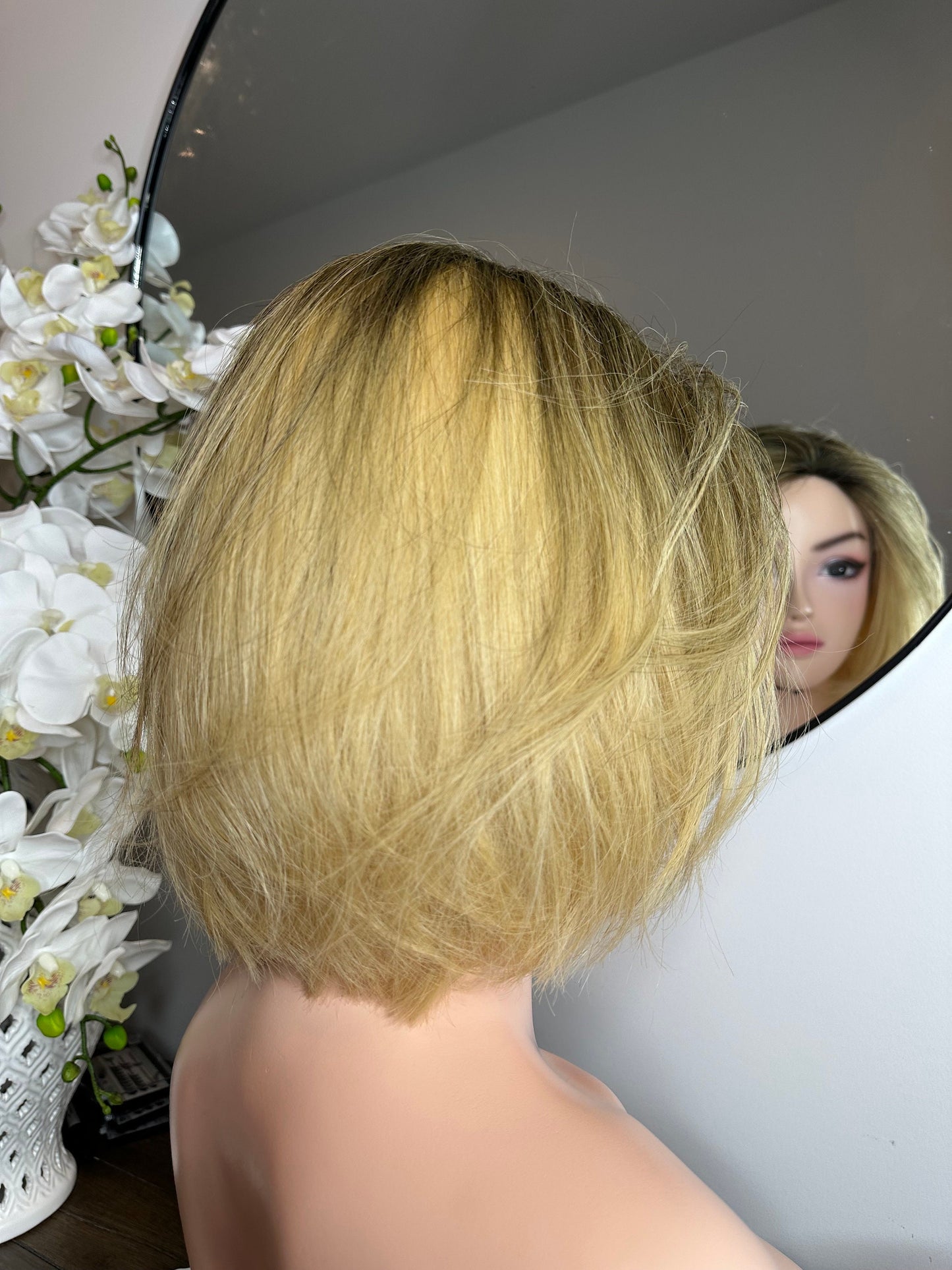 Lavia, balayage blonde bob wig, 3D silk based hand-tied monofilament cap, 150% density