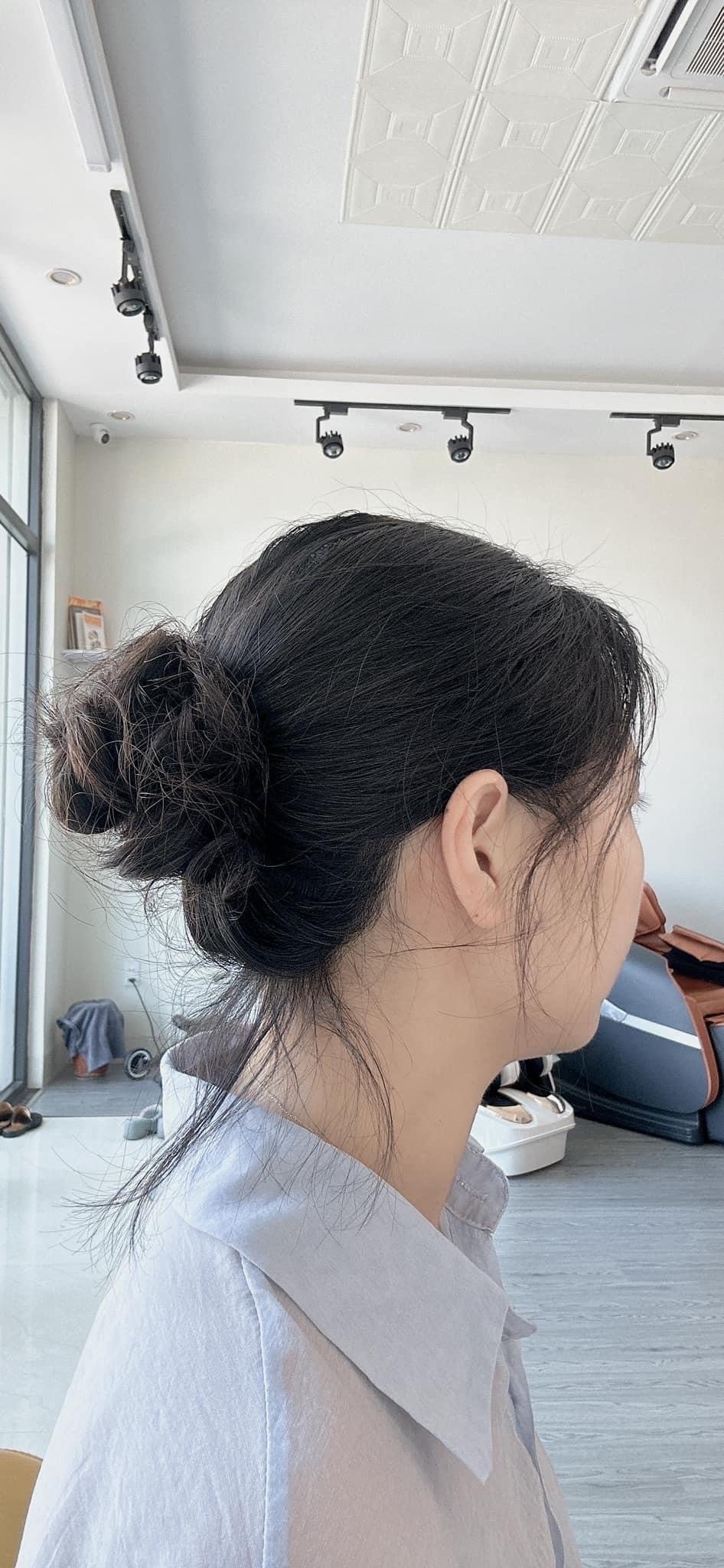 Lavia - versatile hair bun, best for effortless changing hair styles